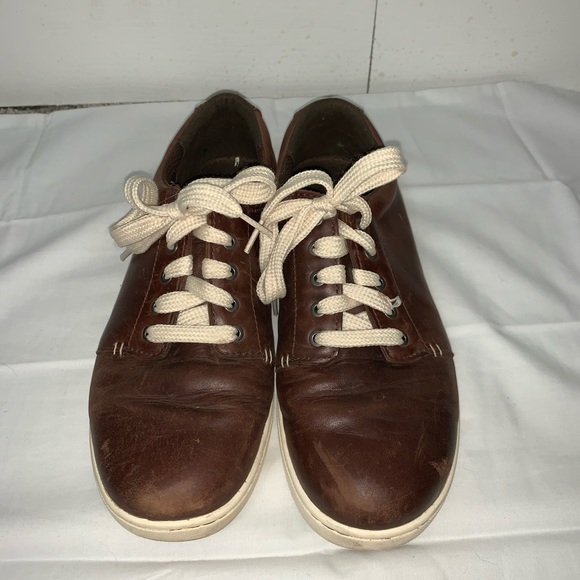 L.L. Bean Other - LL Bean brown leather sneakers
